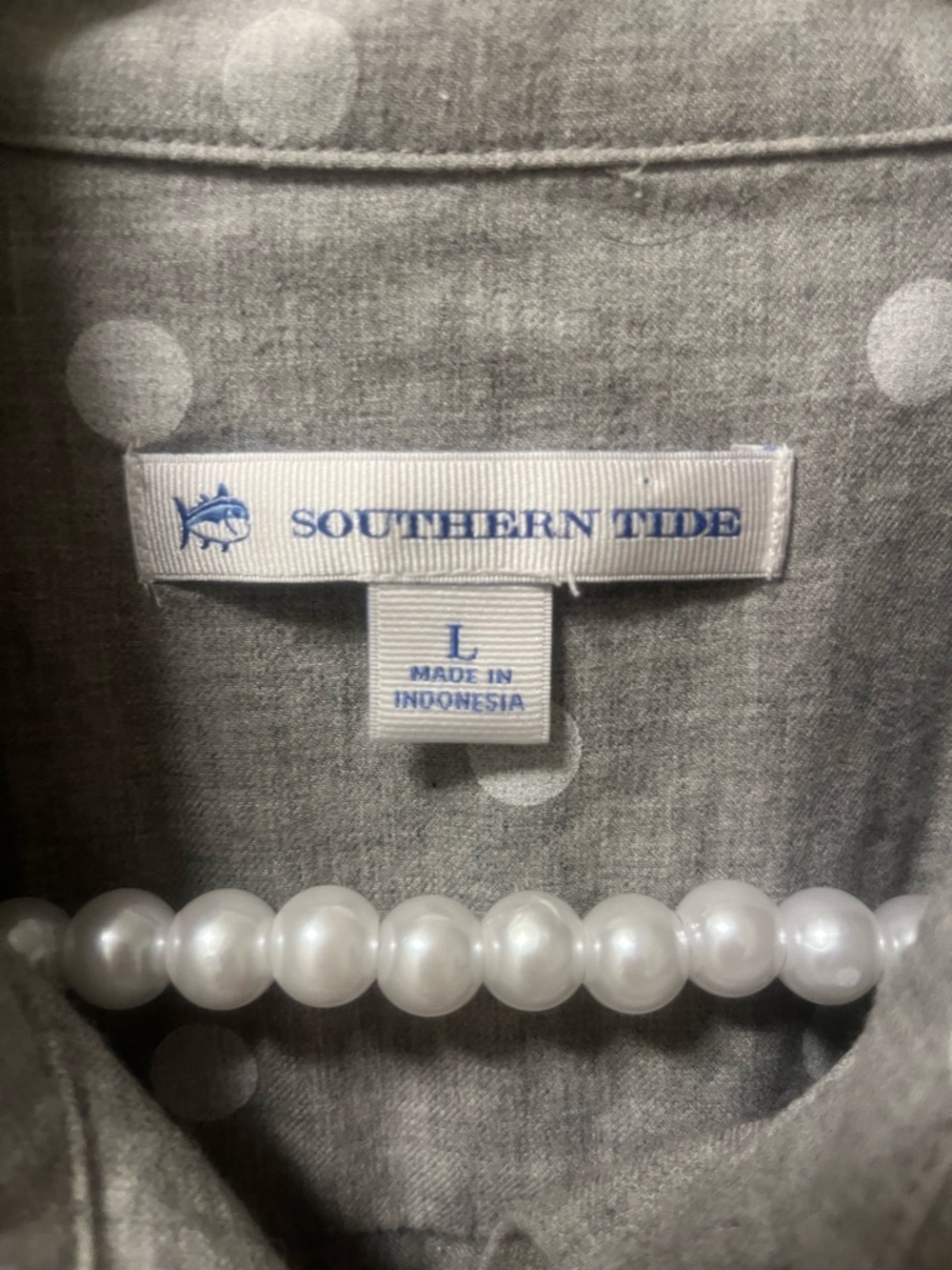 Southern Tides Women's Grey Polka Dot Button-Front Shirt Cotton Classic. Size LG - Picture 3 of 6